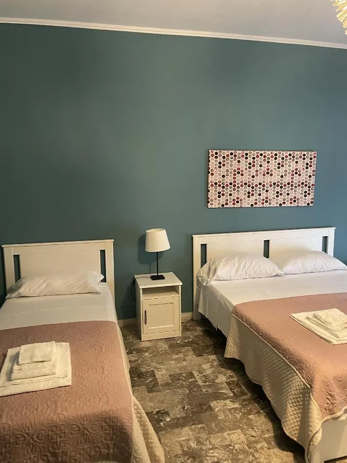 Interno1 Bari Policlinico Hotel 0*,