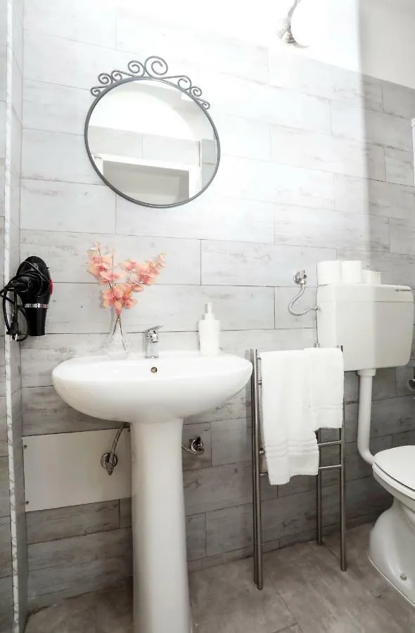 Interno1 Bari Policlinico Hotel Italy